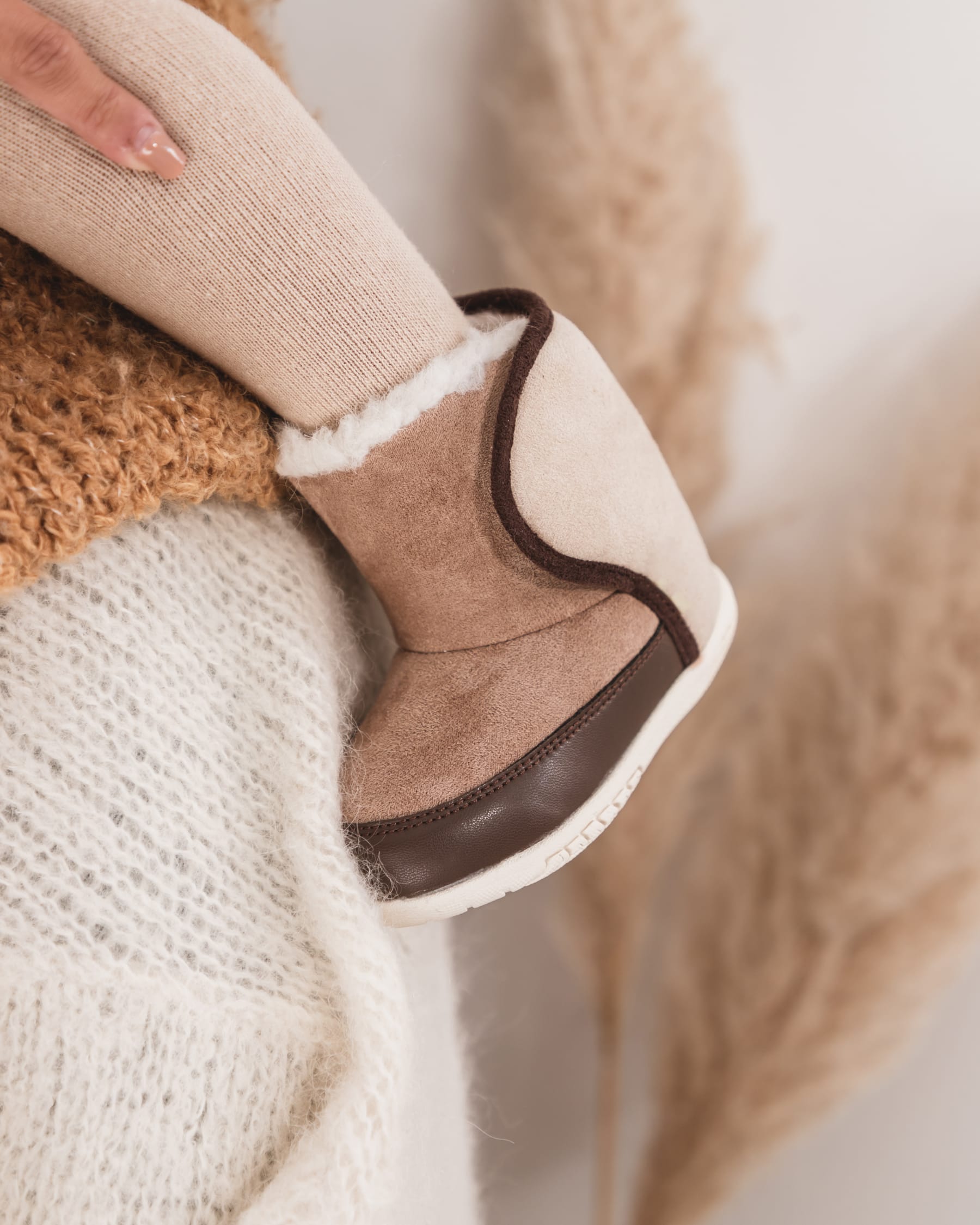 "Frizzies" Brown Winter Boots (Mrs. Ertha)